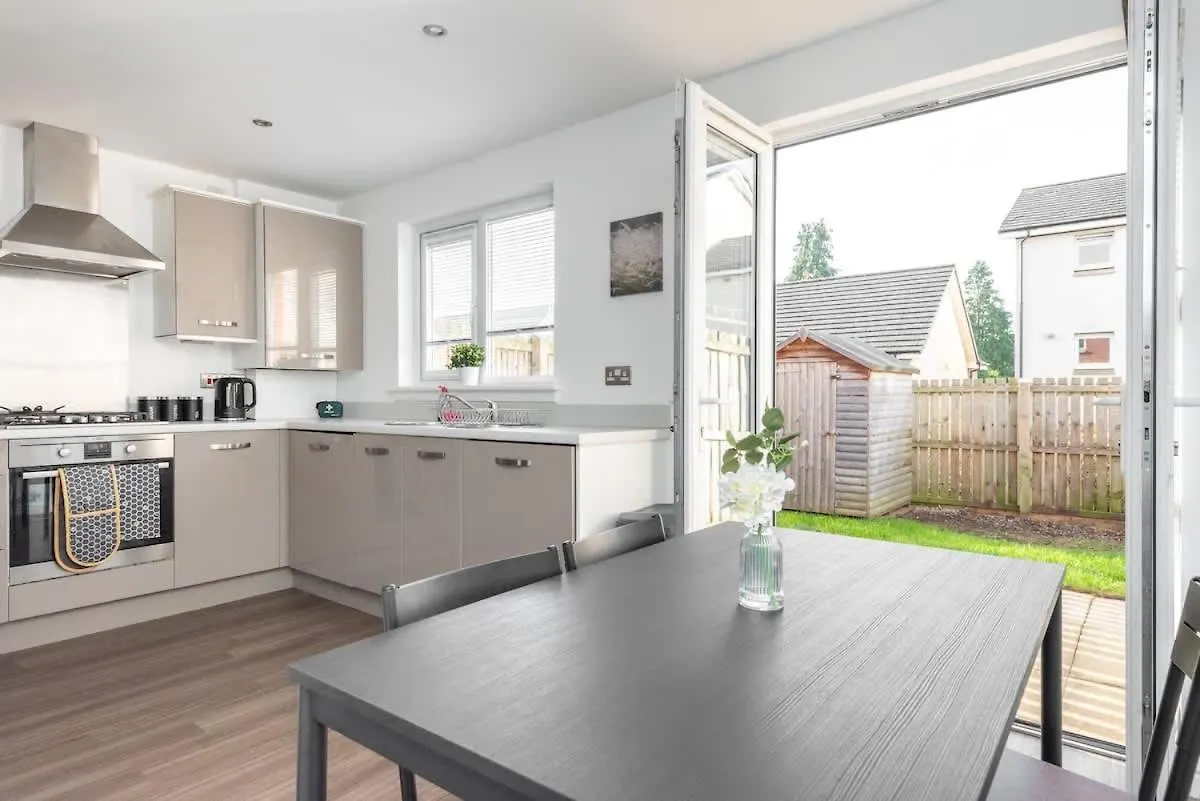 4 Bedroom House - Free Parking Edimburgo Regno Unito