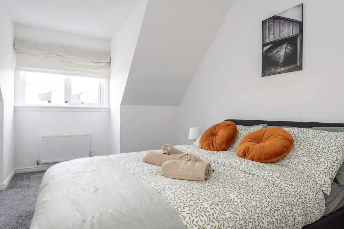 4 Bedroom House - Free Parking Edimburgo Regno Unito
