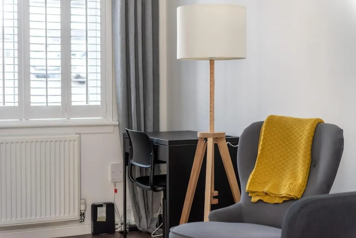 Casa vacanze 4 Bedroom House - Free Parking Edimburgo