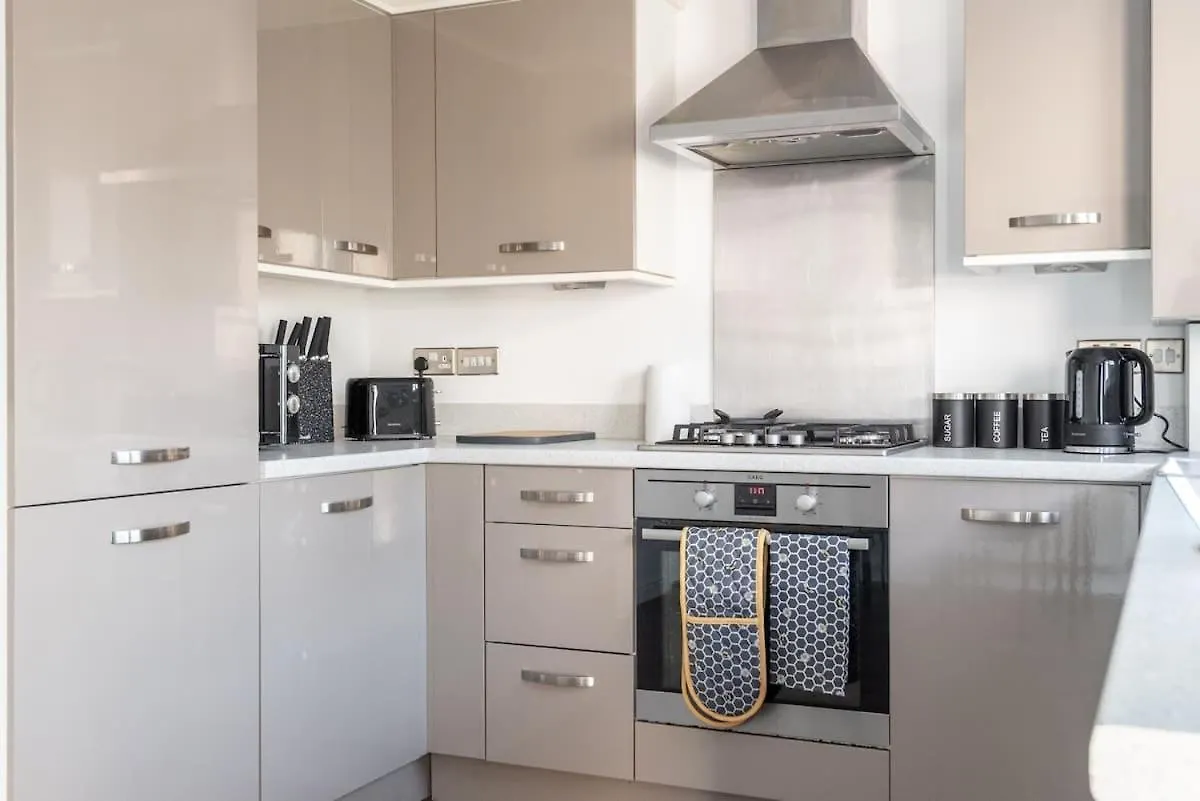 Dom wakacyjny 4 Bedroom House - Free Parking Edynburg